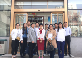 ���³���