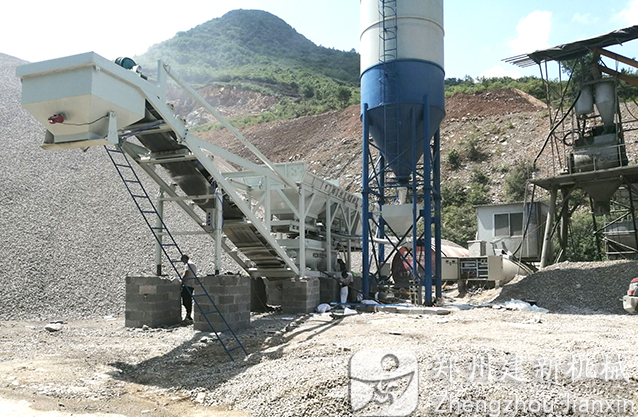 ����½�300�ȶ������վ��װ���Գɹ�